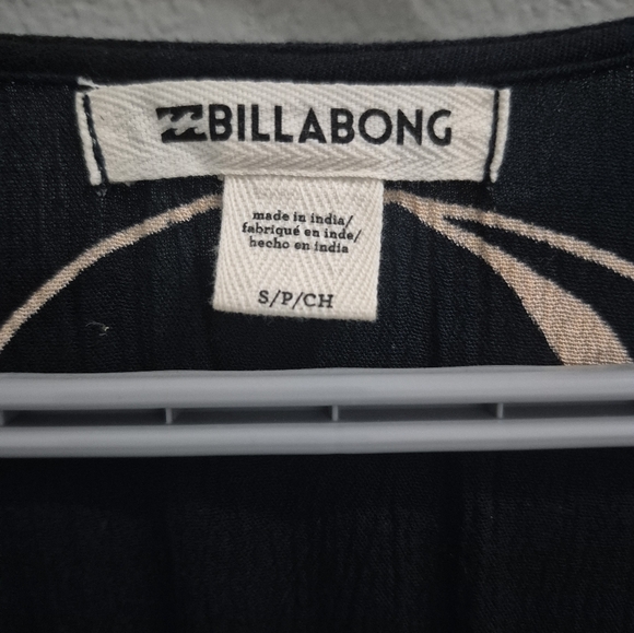 Billabong Black and Cream Floral Dress - Picture 3 of 5